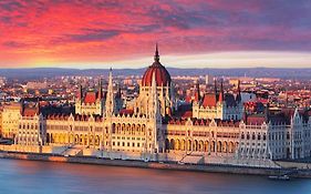 2Budapest Eye-Freegym And Sauna Luxury Home